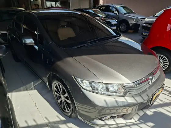 HONDA CIVIC 1.8 LXS 16V FLEX 4P MANUAL