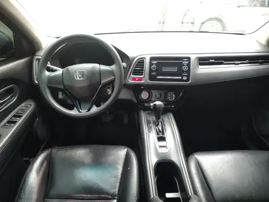HONDA-HR-V-2015