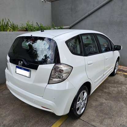 HONDA-FIT-2013