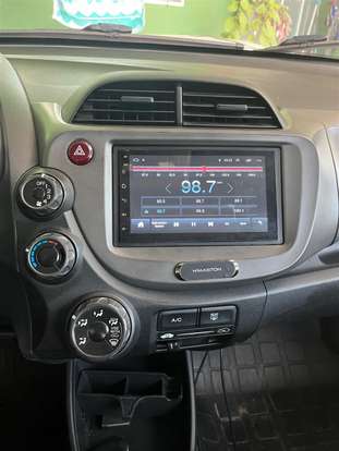 HONDA-FIT-2009
