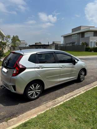 HONDA-FIT-2016