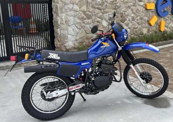 HONDA-XL 250R-1983