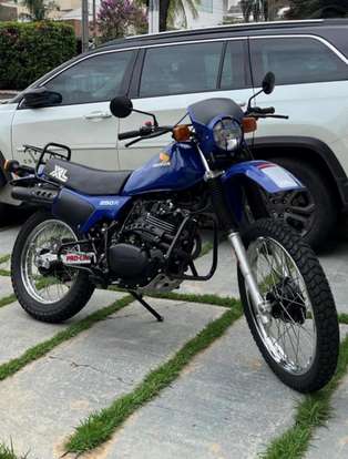 HONDA-XL 250R-1983