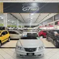 HYUNDAI AZERA 3.3 MPFI GLS SEDAN V6 24V GASOLINA 4P AUTOMÁTICO HYUNDAI AZERA 3.3 MPFI GLS SEDAN V6 24V GASOLINA 4P AUTOMÁTICO