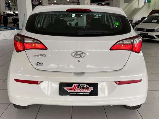 HYUNDAI-HB20-2018