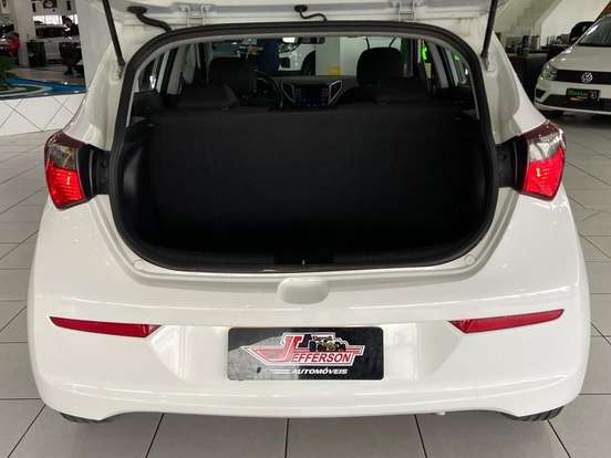 HYUNDAI-HB20-2018