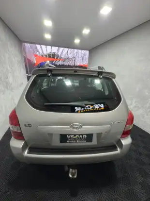 HYUNDAI-TUCSON-2.0 MPFI GLS 16V 143CV 2WD GASOLINA 4P AUTOMÁTICO HYUNDAI-TUCSON-2007