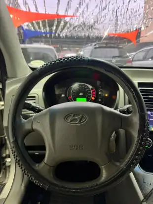 HYUNDAI-TUCSON-2007