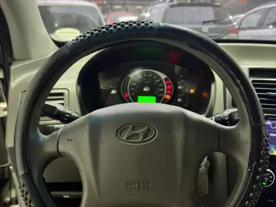HYUNDAI-TUCSON-2.0 MPFI GLS 16V 143CV 2WD GASOLINA 4P AUTOMÁTICO HYUNDAI-TUCSON-2007