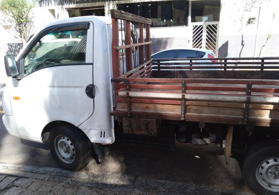HYUNDAI HR 2.5 TCI HD LONGO COM CAÇAMBA 4X2 8V 97CV TURBO INTERCOOLER DIESEL 2P MANUAL