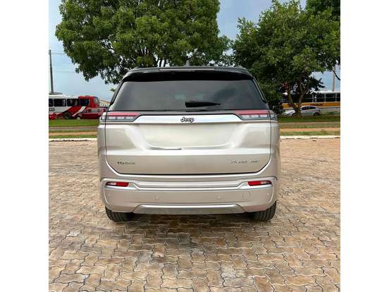 JEEP-COMMANDER-2022