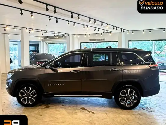 JEEP-COMMANDER-2.0 TD380 TURBO DIESEL LIMITED AT9 JEEP-COMMANDER-2022