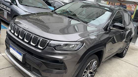 JEEP COMPASS 1.3 T270 TURBO FLEX LIMITED AT6