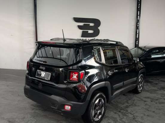 JEEP-RENEGADE-2018