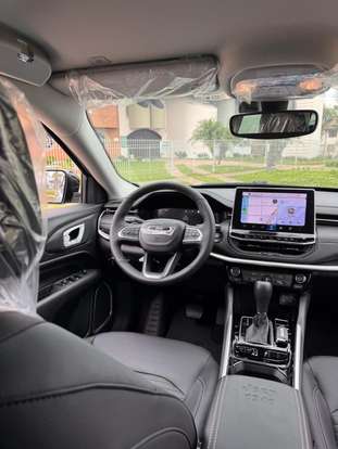 JEEP-COMMANDER-2025