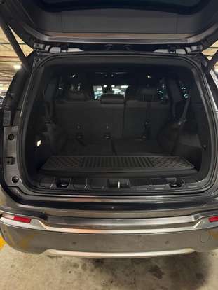 JEEP-COMMANDER-2022