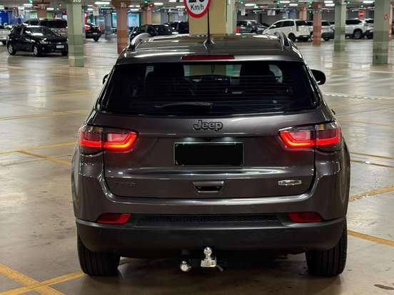 JEEP-COMPASS-2024
