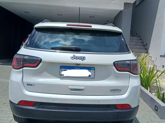 JEEP-COMPASS-2.0 16V FLEX LONGITUDE AUTOMÁTICO JEEP-COMPASS-2019