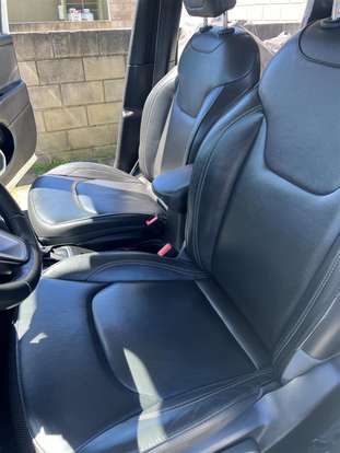 JEEP-RENEGADE-2020
