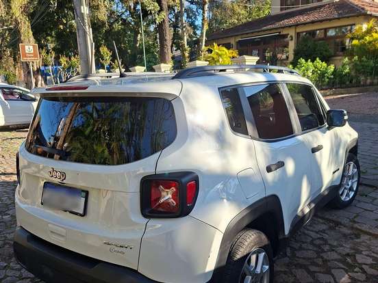 JEEP-RENEGADE-1.8 16V FLEX SPORT 4P AUTOMÁTICO JEEP-RENEGADE-2021
