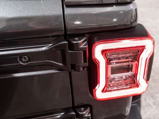 JEEP-WRANGLER-2.0 TURBO GASOLINA SAHARA 4P 4X4 AT8 JEEP-WRANGLER-2019