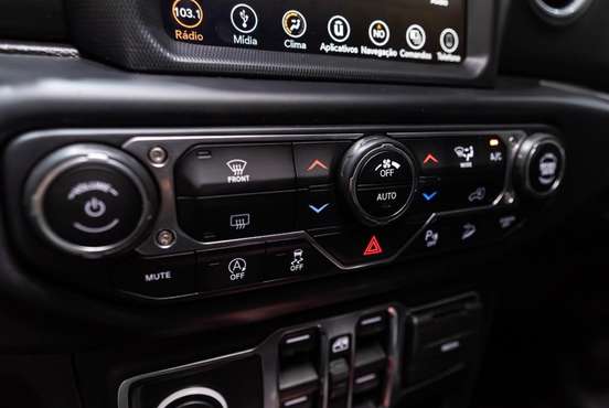 JEEP-WRANGLER-2019