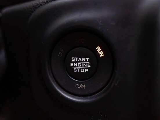 JEEP-WRANGLER-2.0 TURBO GASOLINA SAHARA 4P 4X4 AT8 JEEP-WRANGLER-2019
