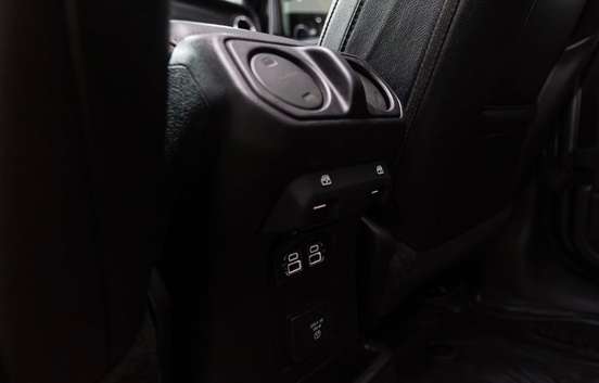 JEEP-WRANGLER-2019