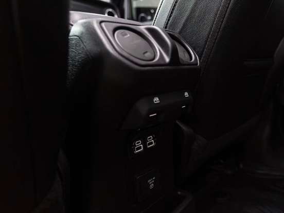 JEEP-WRANGLER-2.0 TURBO GASOLINA SAHARA 4P 4X4 AT8 JEEP-WRANGLER-2019