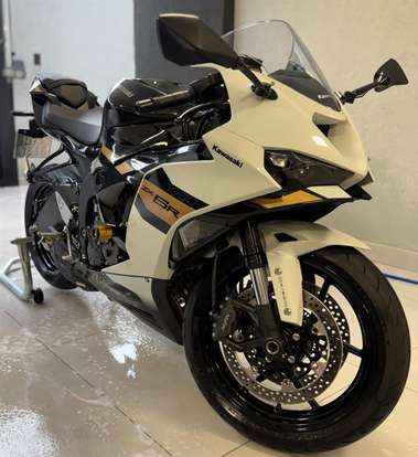 KAWASAKI-NINJA ZX-6R-2025