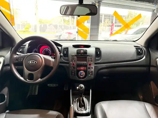 KIA-CERATO-1.6 SX3 16V GASOLINA 4P AUTOMÁTICO KIA-CERATO-2011