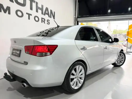 KIA-CERATO-1.6 SX3 16V GASOLINA 4P AUTOMÁTICO KIA-CERATO-2011