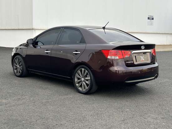 KIA-CERATO-2011