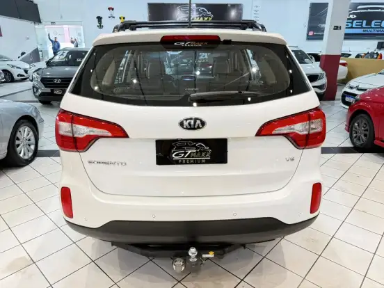 KIA-SORENTO-3.5 V6 GASOLINA EX 7L 4WD AUTOMÁTICO KIA-SORENTO-2014