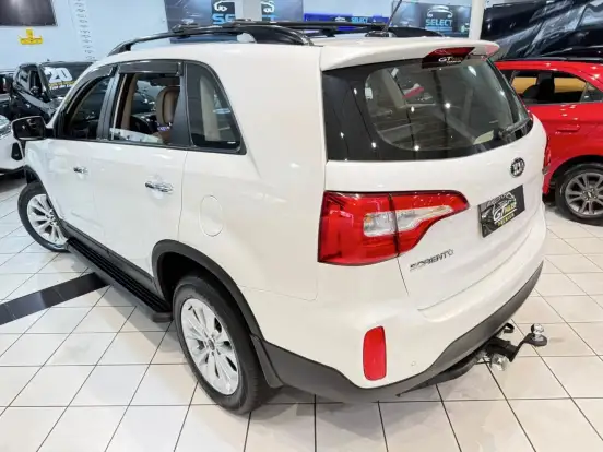 KIA-SORENTO-2014