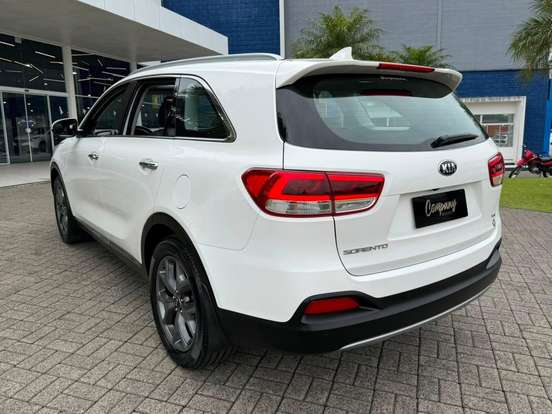 KIA-SORENTO-2017