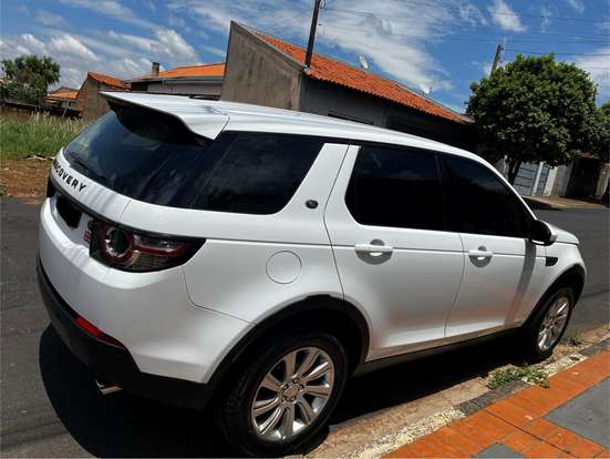 LAND ROVER-DISCOVERY SPORT-2016