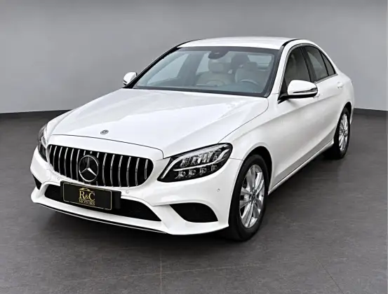 Mercedes-Benz C 180 1.6 CGI Gasolina Avantgarde 9G-Tronic