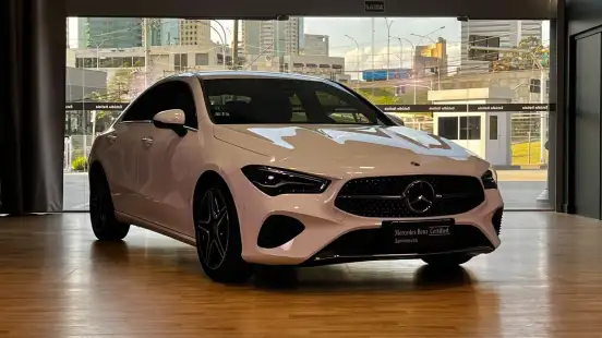 MERCEDES-BENZ-CLA 200-2025