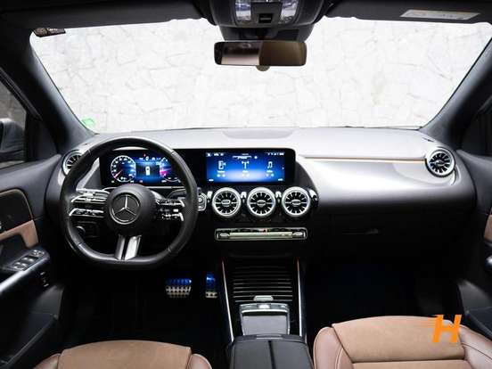 MERCEDES-BENZ-GLA 200-1.3 MHEV AMG LINE 7G-DCT MERCEDES-BENZ-GLA 200-2024