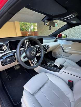 MERCEDES-BENZ-A 200-2019