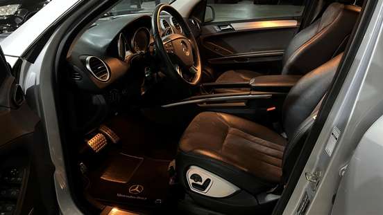 MERCEDES-BENZ-ML 500-2006
