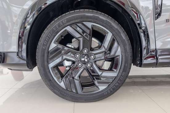 MITSUBISHI-ECLIPSE CROSS-2026
