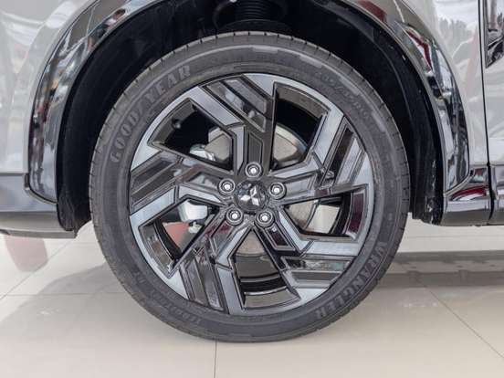 MITSUBISHI-ECLIPSE CROSS-1.5 MIVEC TURBO GASOLINA HPE-S BLACK S-AWC CVT MITSUBISHI-ECLIPSE CROSS-2026