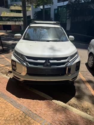 MITSUBISHI OUTLANDER 2.0 MIVEC GASOLINA HPE AUTOMÁTICO