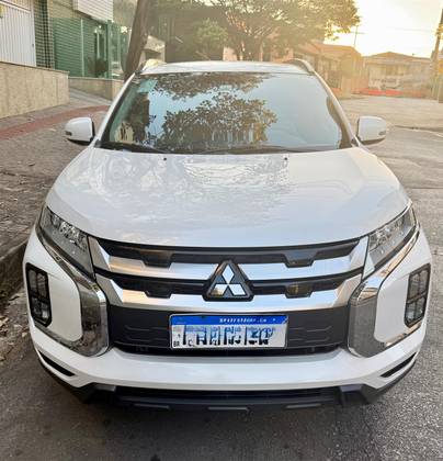 MITSUBISHI OUTLANDER 2.0 MIVEC GASOLINA HPE AUTOMÁTICO