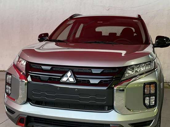 MITSUBISHI-OUTLANDER-2.0 MIVEC GASOLINA HPE AUTOMÁTICO MITSUBISHI-OUTLANDER-2021