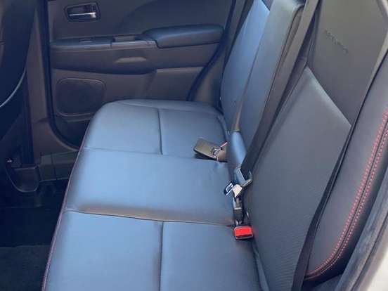 MITSUBISHI-OUTLANDER-2.0 MIVEC GASOLINA HPE AUTOMÁTICO MITSUBISHI-OUTLANDER-2021
