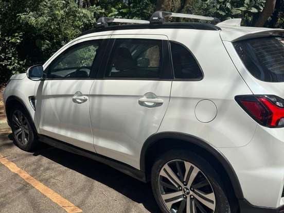 MITSUBISHI-OUTLANDER-2.0 MIVEC GASOLINA HPE AUTOMÁTICO MITSUBISHI-OUTLANDER-2021