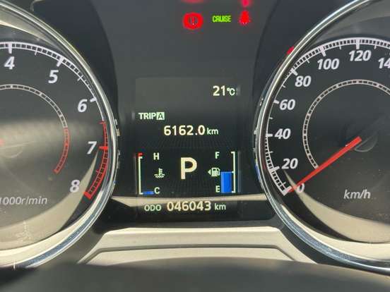 MITSUBISHI-OUTLANDER-2021